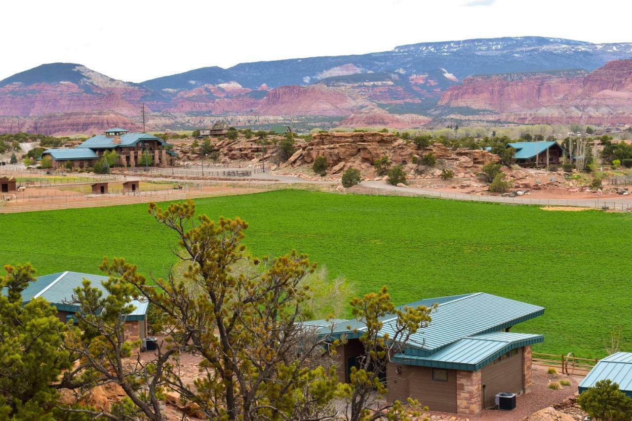 Cougar Ridge Hotel Torrey Exterior photo