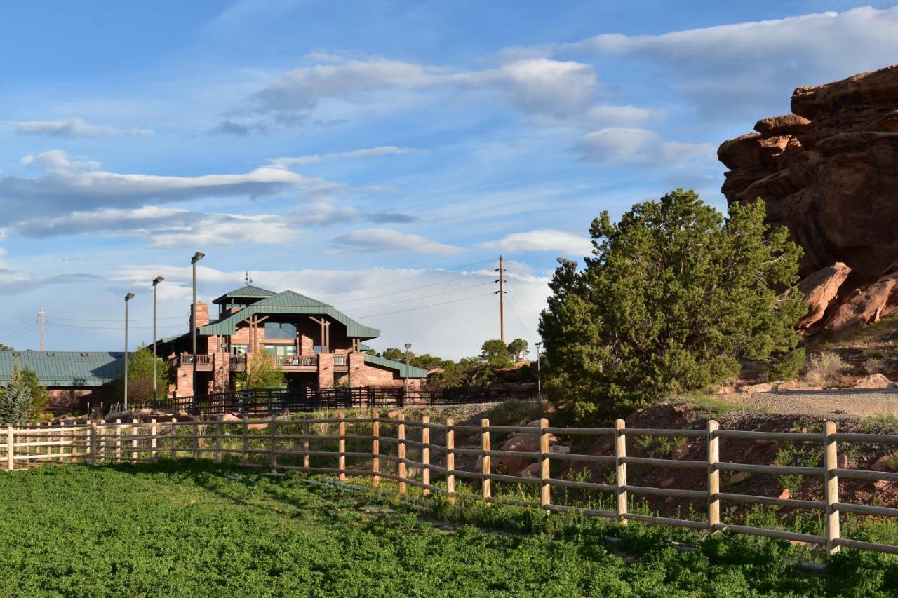 Cougar Ridge Hotel Torrey Exterior photo